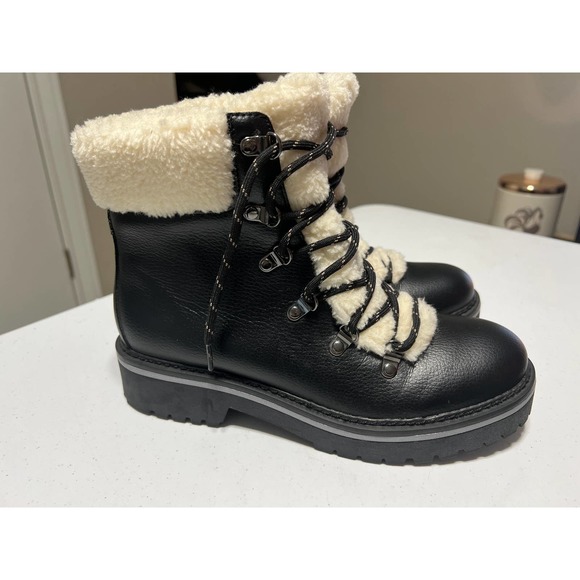 Tommy Hilfiger Shoes - Tommy Hilfiger Sherpa Leather Booties 8